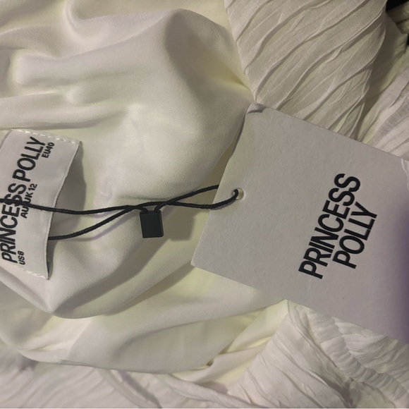 White Textured V-Neck Spaghetti Strap Dress - Picture 8 of 10